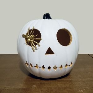 Halloween Medium Pumpkin with Spider Eye